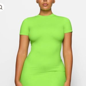 SKIMS T SHIRT DRESS IN NEON GREEN